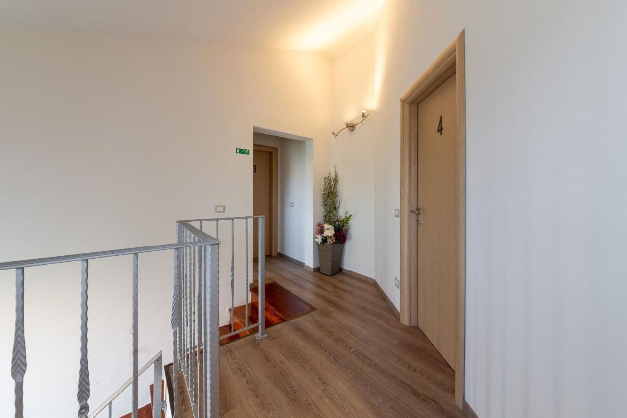 Rooms Karolina فونتانا المظهر الخارجي الصورة